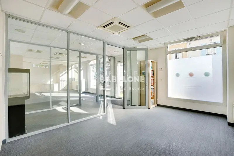 Office in Montrouge to rent - Interior Photo - Image 3 of 13