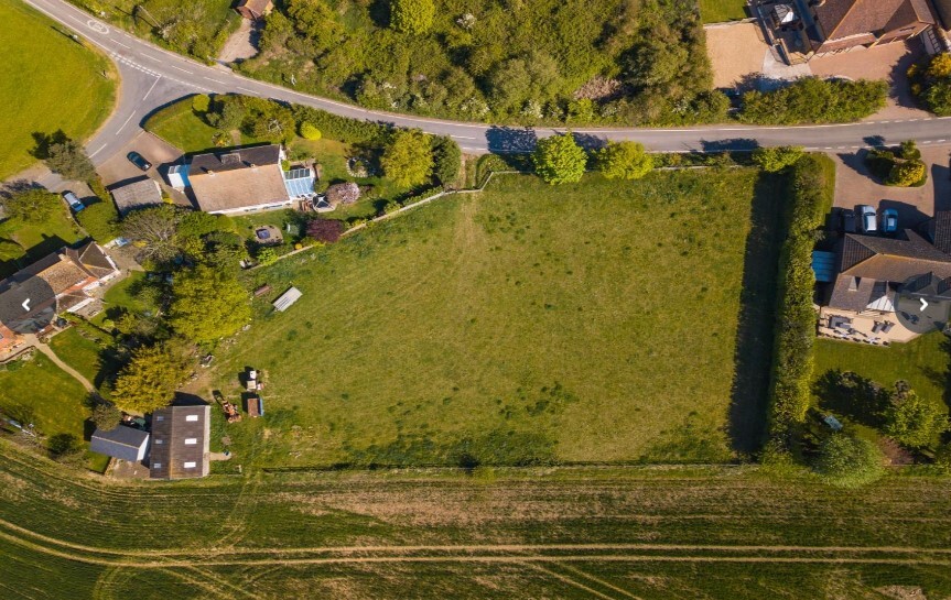 Cooling Rd, High Halstow for sale - Primary Photo - Image 1 of 3