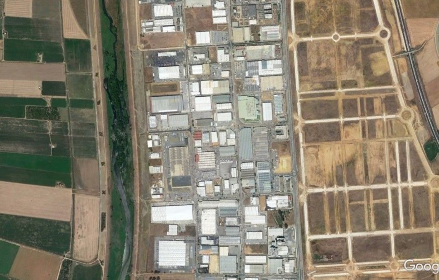 Poligono la Isla, Dos Hermanas, la, S/N, Dos Hermanas, Sevilla to rent Building Photo- Image 1 of 11