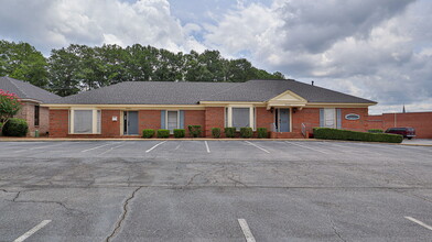 3822 Rosemont Dr, Columbus, GA for rent Building Photo- Image 1 of 11