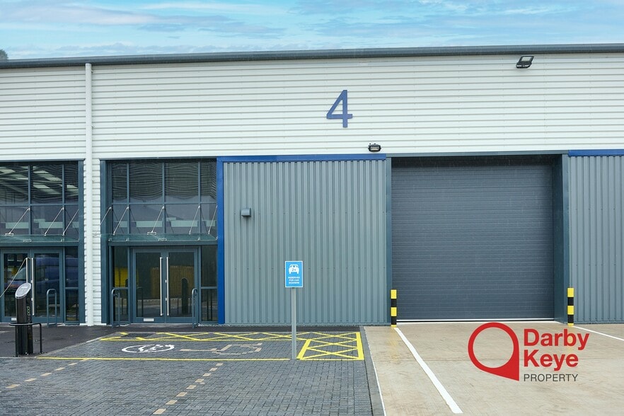 Old Walsall Rd, Birmingham to rent - Building Photo - Image 3 of 4