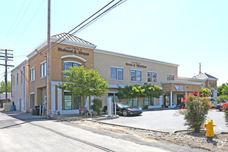 900 G St, Modesto, CA for rent Building Photo- Image 1 of 9