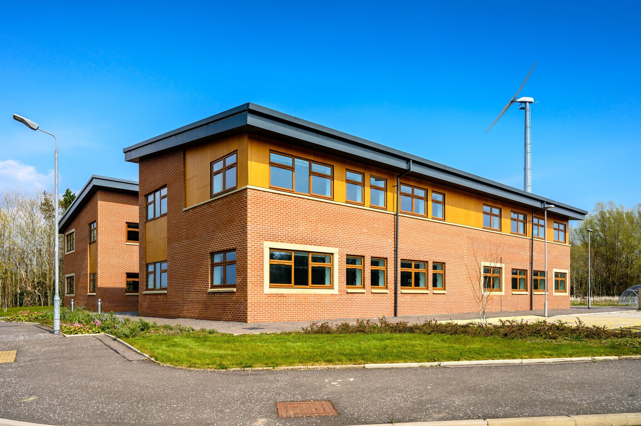 Annick Rd, Irvine to rent Primary Photo- Image 1 of 12