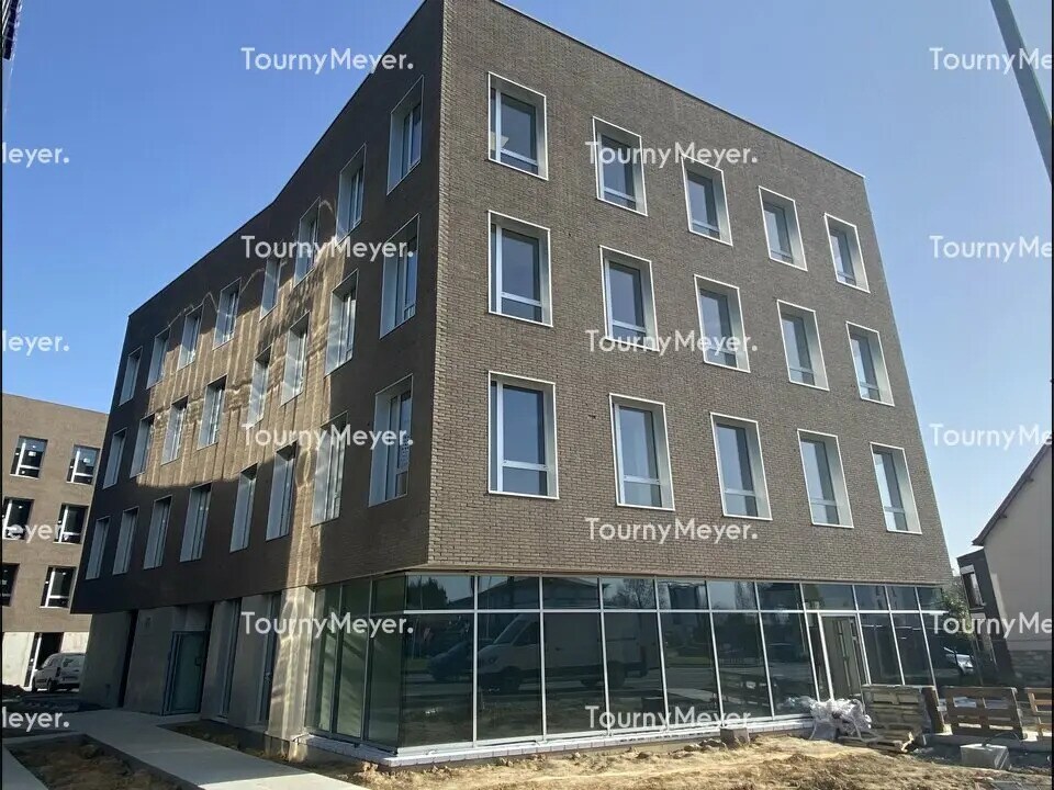 Office in Rennes for sale Primary Photo- Image 1 of 5