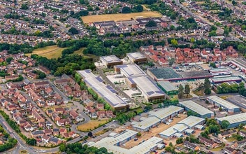 Headley Rd E, Reading to rent Building Photo- Image 2 of 2