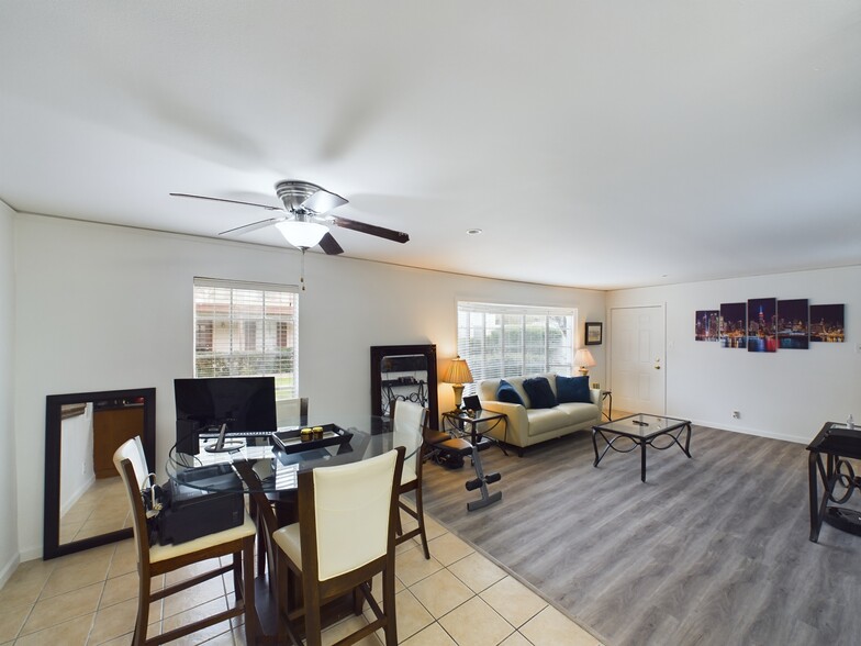 2501-2699 Marilee Ln, Houston, TX for sale - Interior Photo - Image 3 of 8