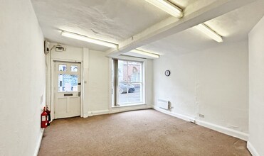 High St, Wem for rent Interior Photo- Image 1 of 3