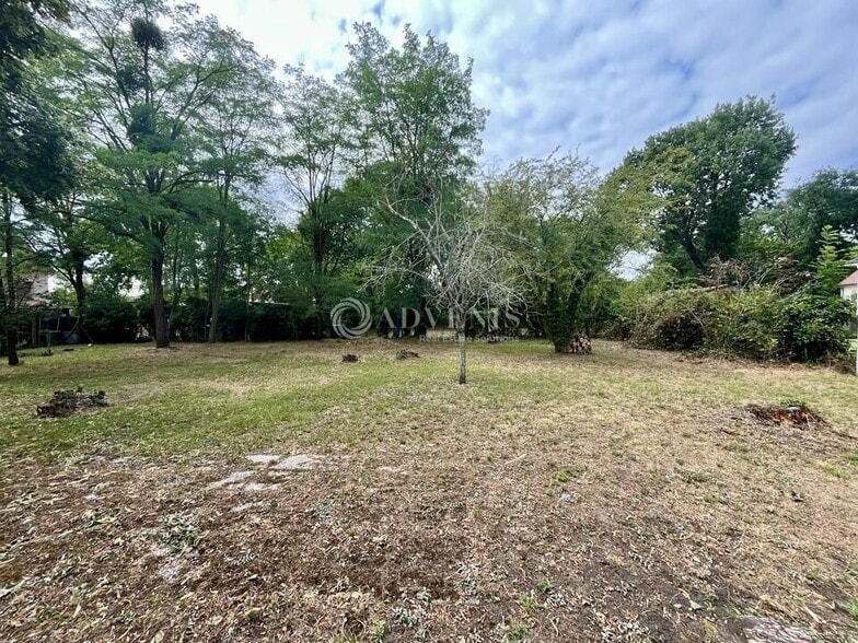 194 Bis Rue De La Marne, ÉRAGNY-SUR-OISE to rent - Building Photo - Image 2 of 12