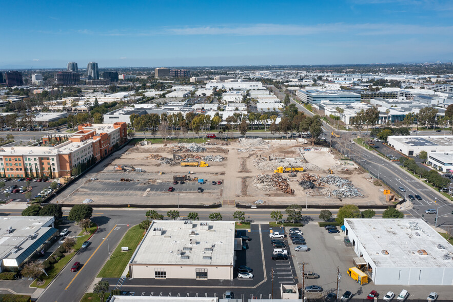 17300 Red Hill Ave, Irvine, CA for rent - Construction Photo - Image 3 of 8