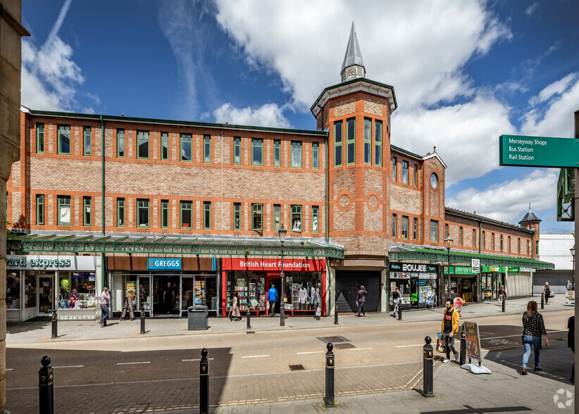 11-35 Warren St, Stockport for rent - Building Photo - Image 1 of 6