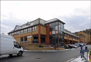 Walderslade Rd, Chatham for rent Building Photo- Image 1 of 6