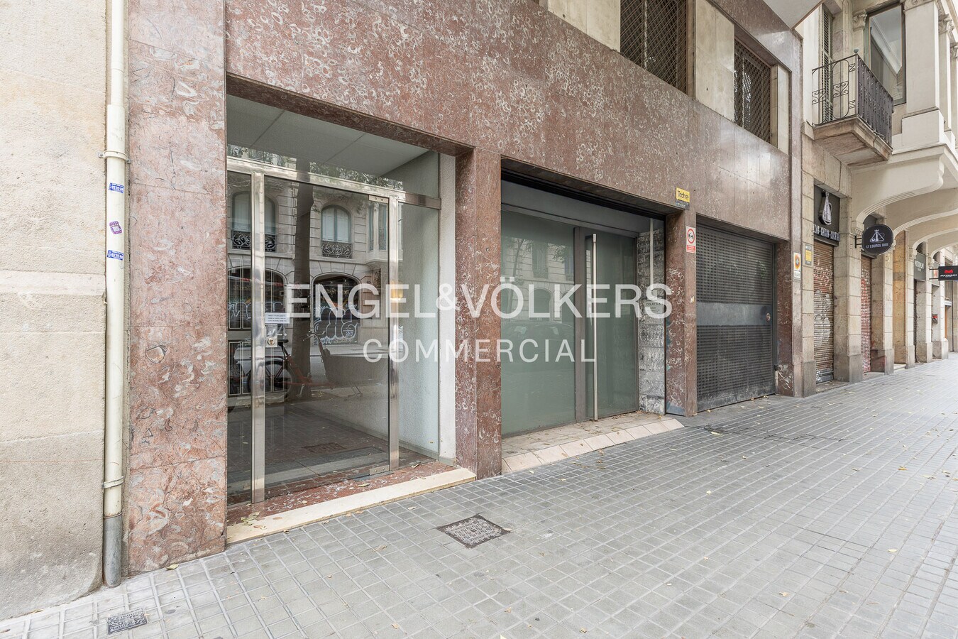 Barcelona, BAR 08010 - Unit - -  - Interior Photo - Image 2 of 22