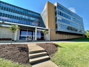 Union Carbide Dr, South Charleston, WV to rent Building Photo- Image 1 of 2