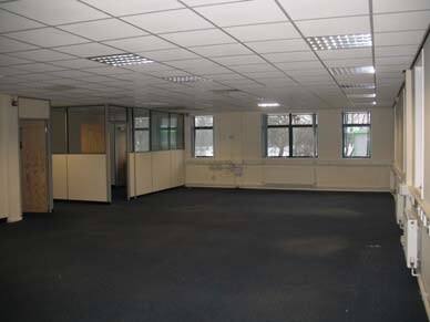 Units 1-2 Greyfriars Way, Stafford to rent - Interior Photo - Image 3 of 10