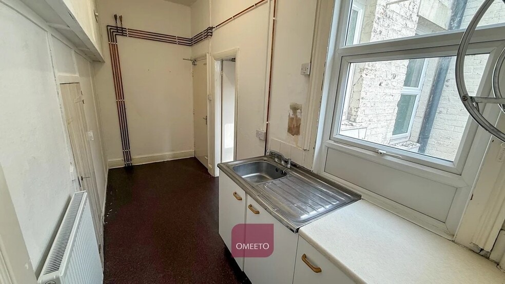 10 Iron Gate, Derby to rent - Interior Photo - Image 3 of 7