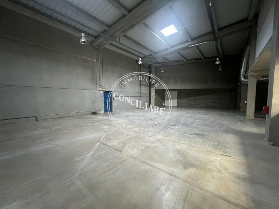 Industrial in Toulouse to rent Interior Photo- Image 1 of 6