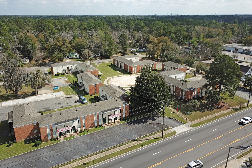 1707 N Ashley St, Valdosta, GA for sale - Aerial - Image 3 of 29