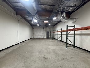 5800-5860 Hannum Ave, Los Angeles, CA to rent Interior Photo- Image 1 of 1