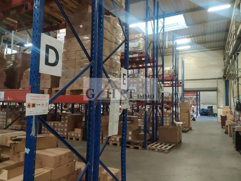 Industrial in Torcy for sale Building Photo- Image 1 of 8
