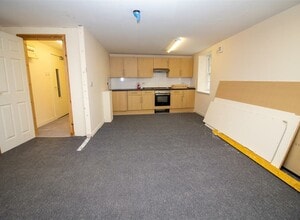 27 High St, Hawick to rent Construction Photo- Image 2 of 9