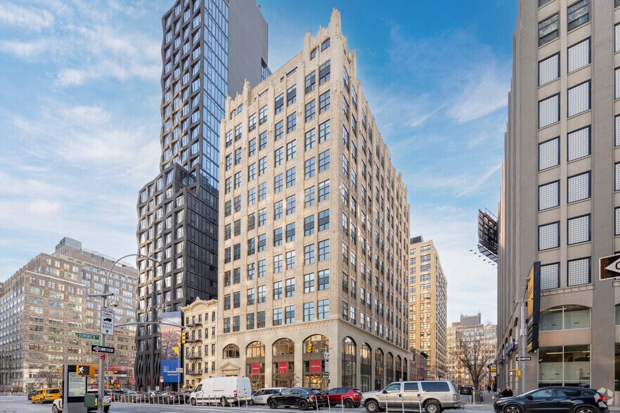 121 Varick St, New York, NY for rent - Building Photo - Image 1 of 17