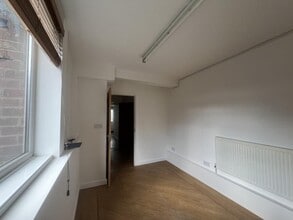 3-5 Westhill Rd, Coventry to rent Interior Photo- Image 1 of 4