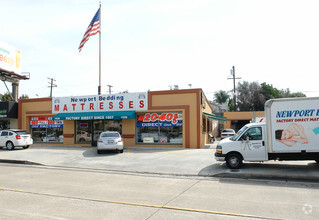 1526 Newport Blvd, Costa Mesa, CA for sale Building Photo- Image 1 of 1