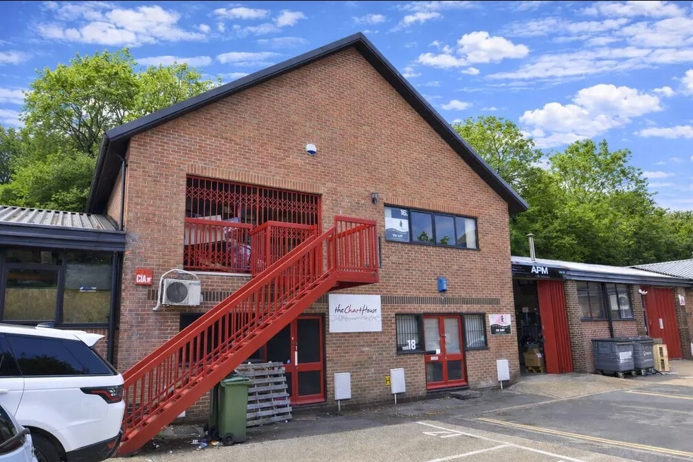 Enterprise Rd, Waterlooville to rent Building Photo- Image 1 of 3