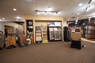 3223 13th Ave S, Fargo, ND to rent Interior Photo- Image 2 of 5