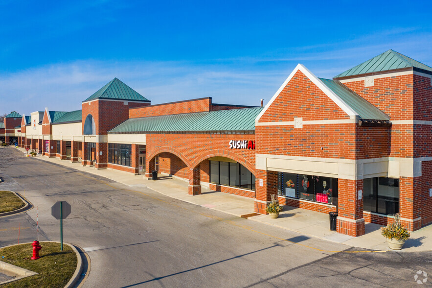 700-790 W Euclid Ave, Palatine, IL for rent - Building Photo - Image 1 of 7