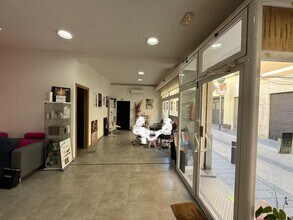 Retail in Calella, Barcelona to rent Interior Photo- Image 2 of 28