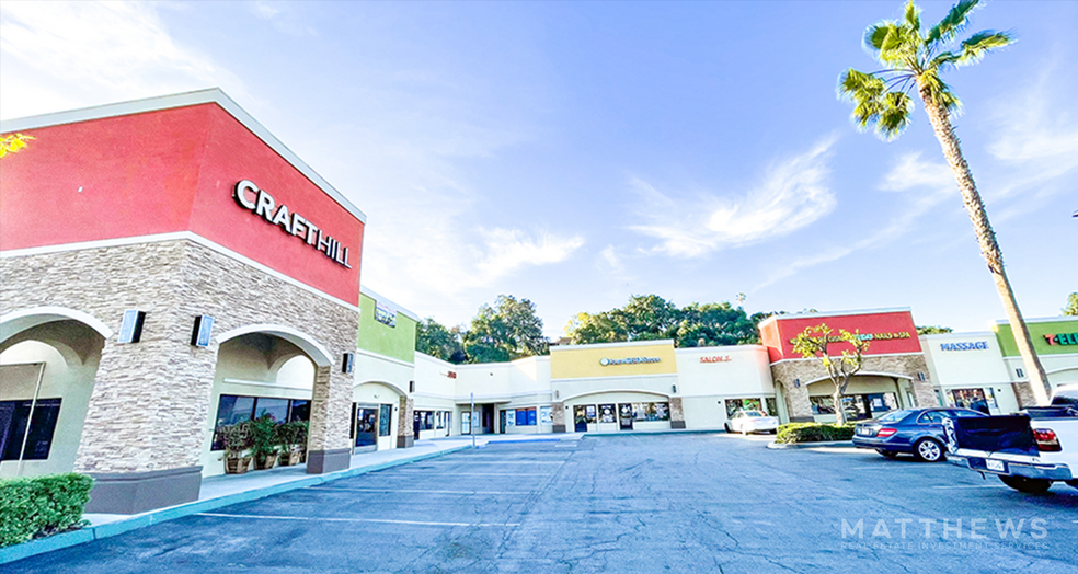 100-150 N Grand Ave, West Covina, CA for rent - Building Photo - Image 2 of 4