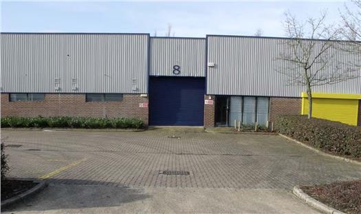 7-15 Scotia Clos, Northampton to rent - Building Photo - Image 3 of 13