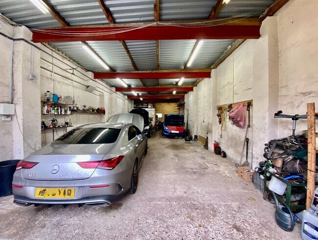 More details for 128C Upminster Rd, Havering - Industrial for Sale