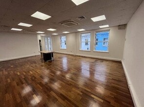 Castle St, Douglas to rent Interior Photo- Image 1 of 3