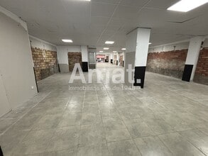 Office / Retail in Barcelona, Barcelona to rent Interior Photo- Image 1 of 8