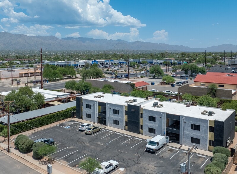 2322 N Elaine Blvd, Tucson, AZ for sale - Building Photo - Image 1 of 13