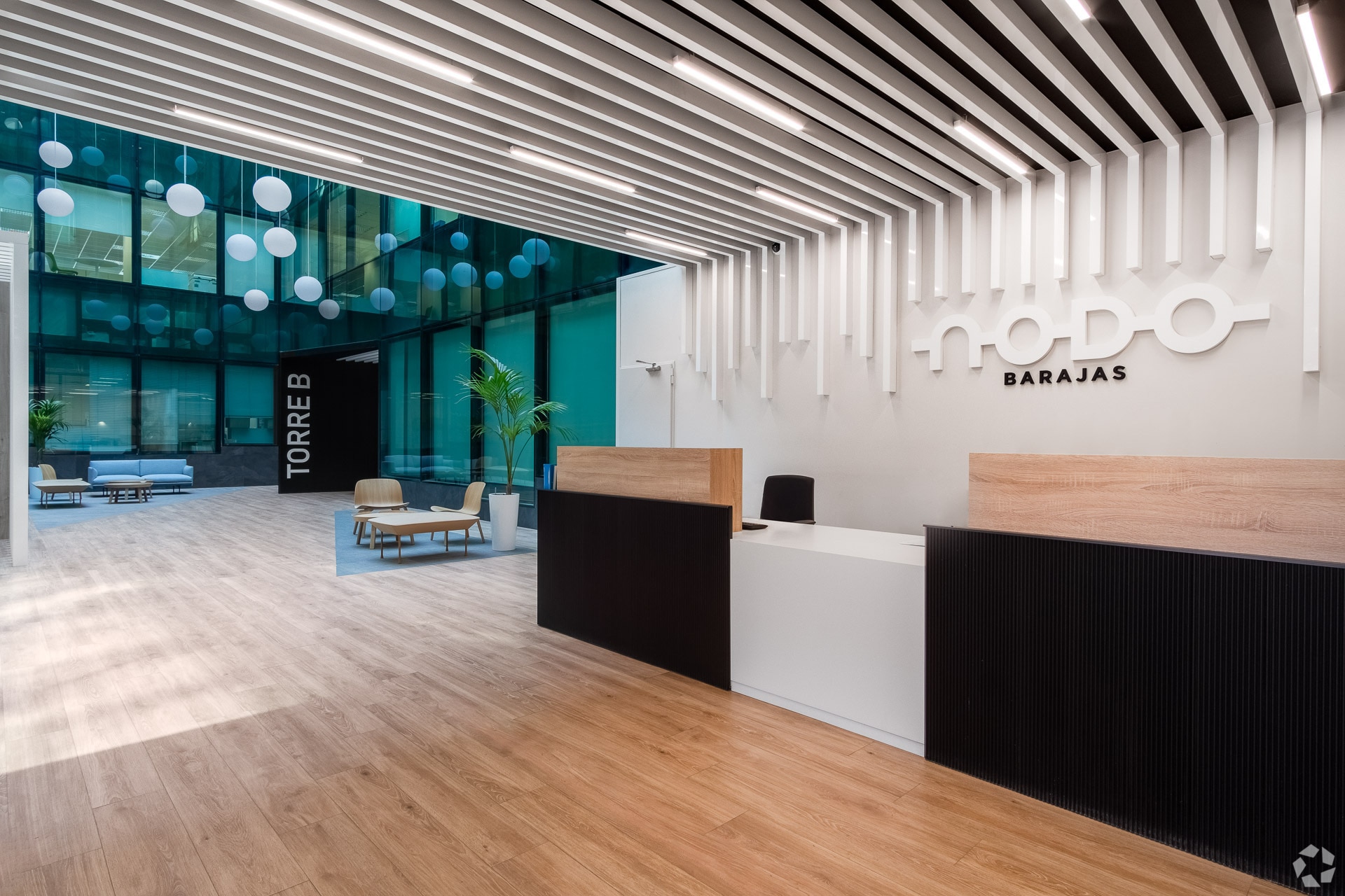 Office in Madrid, Madrid to rent Interior Photo- Image 1 of 5