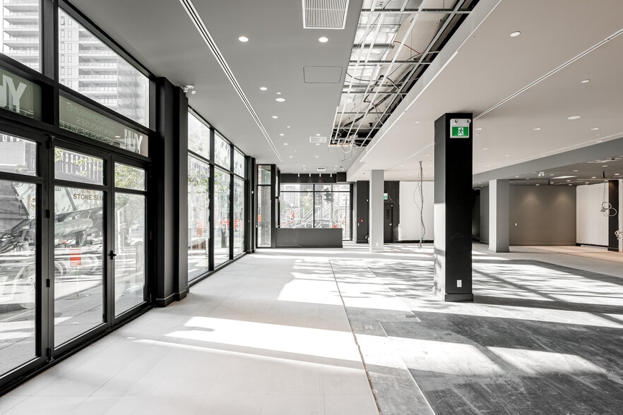 1155 Rue Mackay, Montréal, QC to rent - Interior Photo - Image 1 of 47