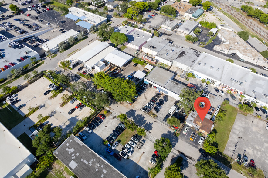 818 NE 1st Ave, Fort Lauderdale, FL for sale - Building Photo - Image 2 of 6