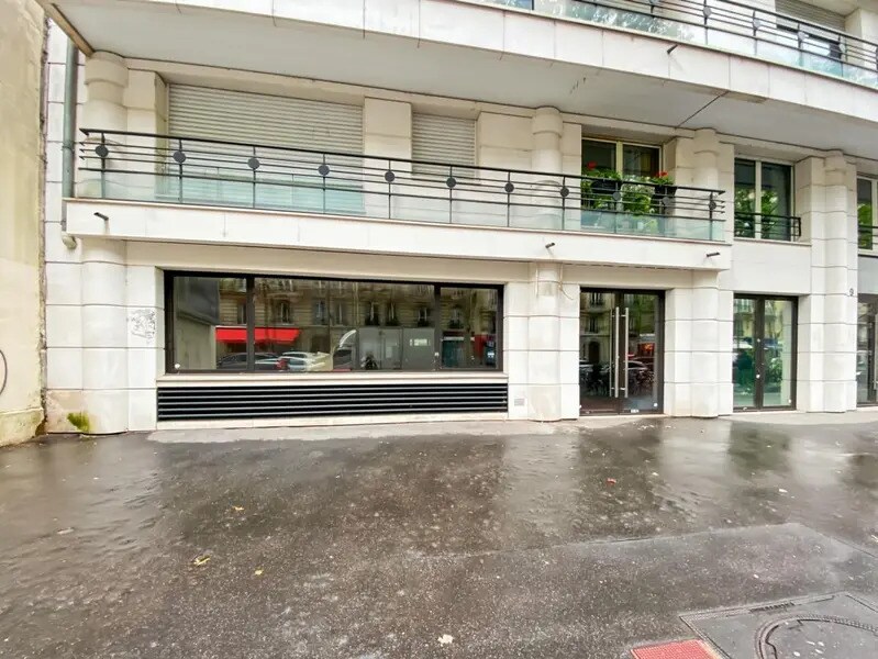 Industrial in Paris to rent Building Photo- Image 1 of 10