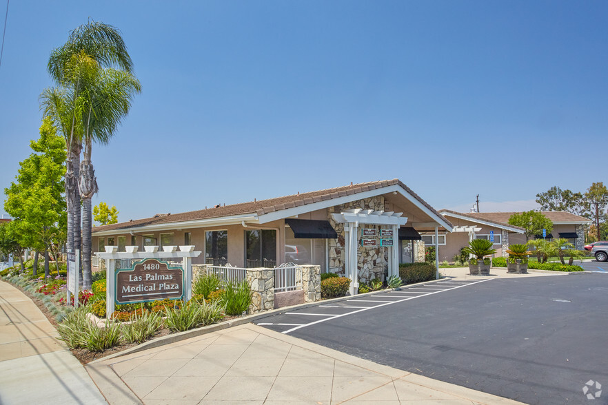 1480 S Harbor Blvd, La Habra, CA for rent - Building Photo - Image 2 of 9