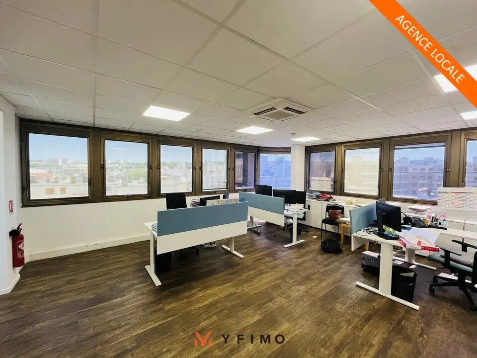 Location Bureaux 184 m² - Photo 1
