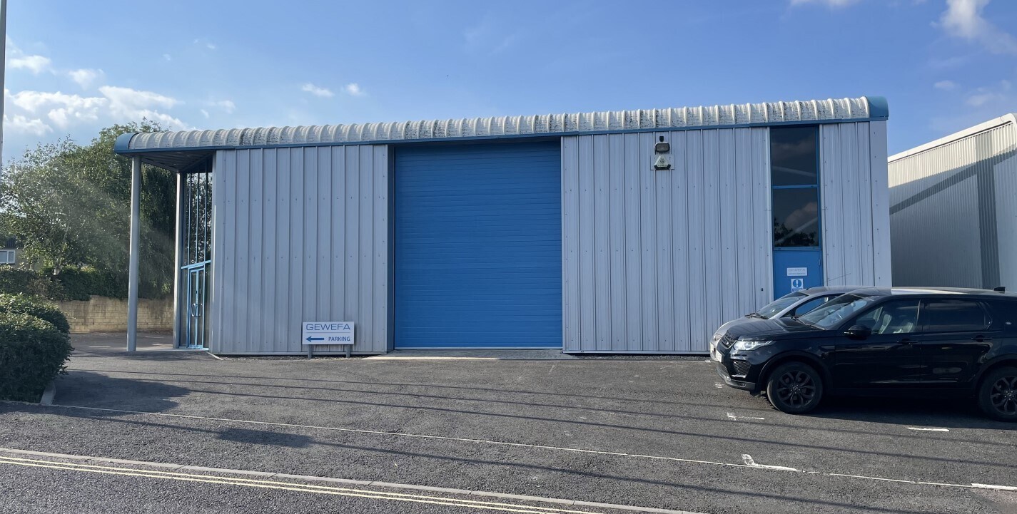 Edinburgh Way, Corsham for sale Primary Photo- Image 1 of 1