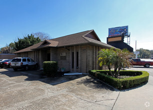 4215 Edgewater Dr, Orlando, FL for sale Primary Photo- Image 1 of 26