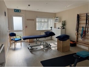 41-43 High Rd, Broxbourne to rent Interior Photo- Image 2 of 3