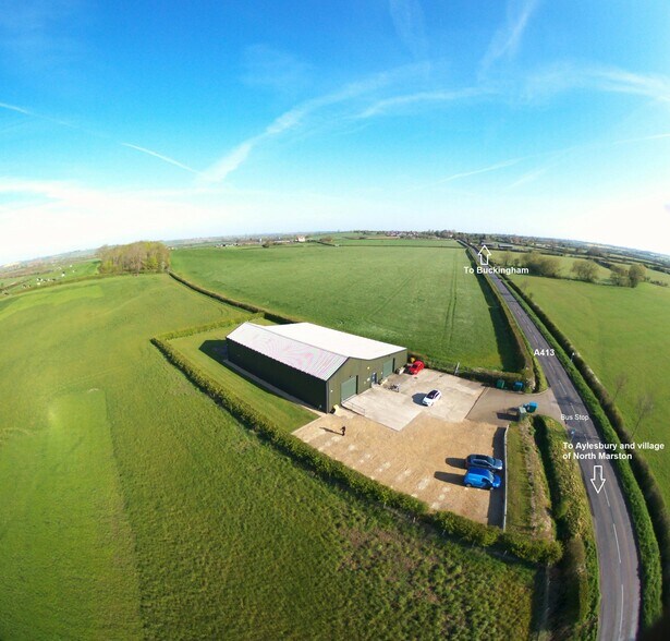 Granborough Rd, Buckingham to rent - Aerial - Image 2 of 4