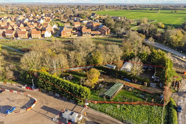 More details for Old Risborough Rd, Aylesbury - Land to Rent