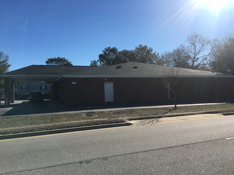 3211 Natal St, Fayetteville, NC for sale - Building Photo - Image 2 of 3