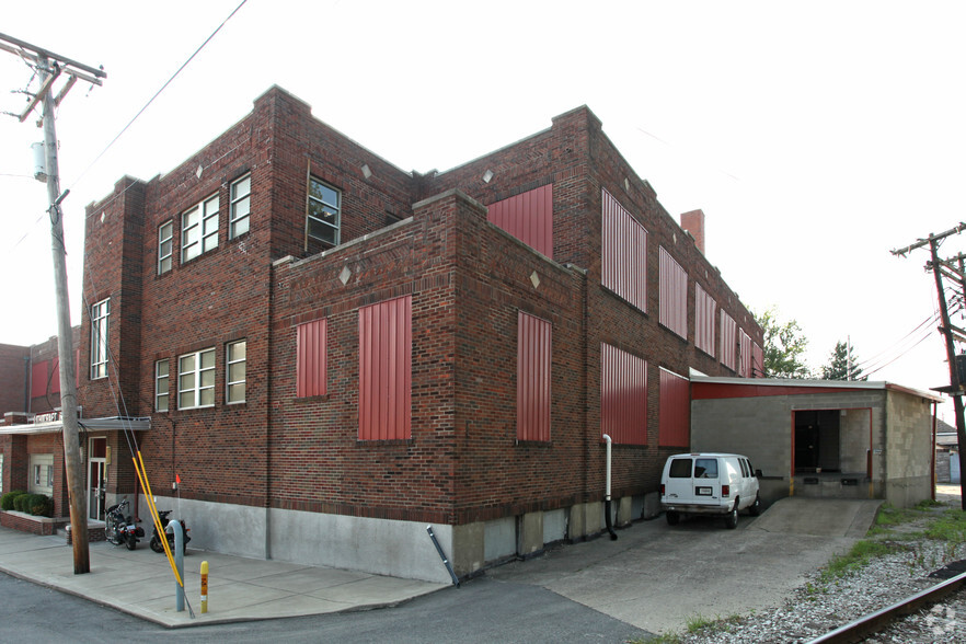 1502 Beeler St, New Albany, IN for sale - Building Photo - Image 2 of 2